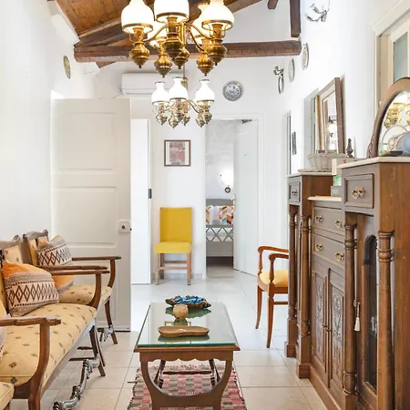 Giannis Mountain House Aigio
