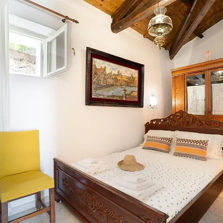 Giannis Mountain House * Aigio