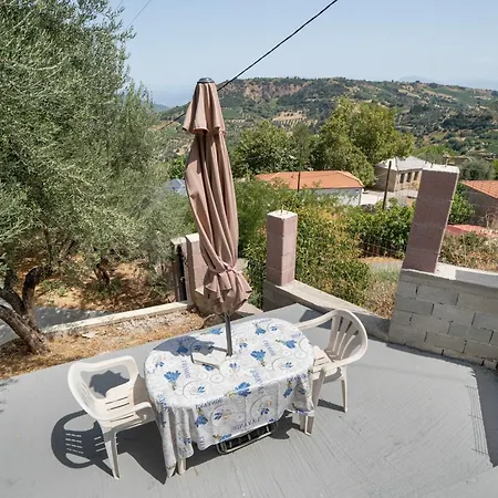 Landsted Giannis Mountain House Aigio